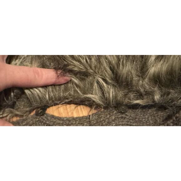 Kenar Wool Alpaca Blend Faux Fur Cardigan Sweater Size Medium Mobwife Y2K - Picture 6 of 6